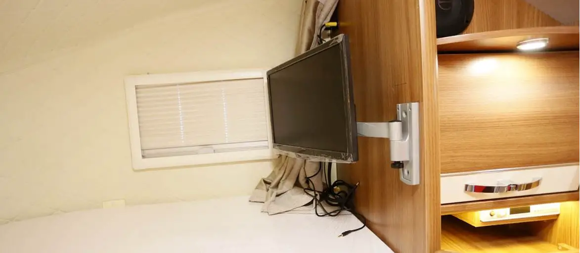 Tips for Mounting TV in RV
