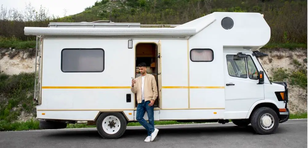 Key Factors to Consider When Renting an RV